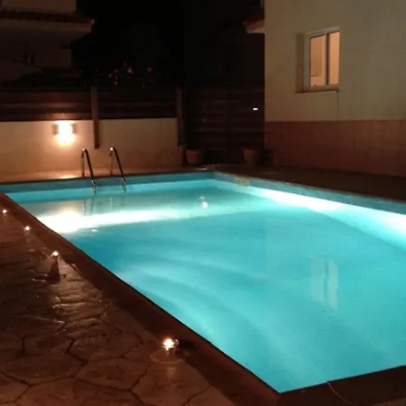 Knossos Villa